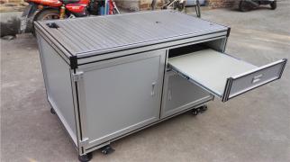 非标实训桌定制